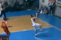 ΤΟ ΚΑΡΦΩΜΑ ΤΟΥ... ΜΟΥΡΑΤΟΥ ΜΕ ΤΗΝ ΓΑΛΑΤΑΣΑΡΑΪ! *ΒΙΝΤΕΟ*