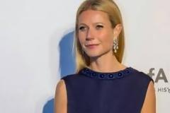 Gwyneth Paltrow: Λέει «όχι» στο μπότοξ και δείχνει τις ρυτίδες της
