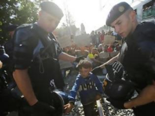 Φωτογραφία για Oυγγαρία σε Κροατία: Αποτύχατε στη φύλαξη των συνόρων της Ε.Ε.