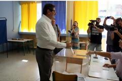 Πάτρα: Στο Στρούμπειο ψήφισε ο Δήμαρχος Κώστας Πελετίδης