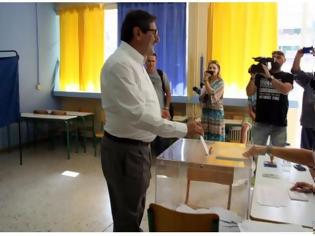 Φωτογραφία για Πάτρα: Στο Στρούμπειο ψήφισε ο Δήμαρχος Κώστας Πελετίδης