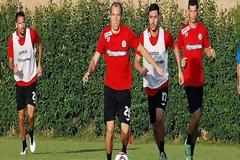 ΕΝΑΣ ΜΕΣΑ... ΔΥΟ ΕΞΩ ΚΑΙ ΦΟΥΛΑΡΕΙ ΓΙΑ ΟΛΥΜΠΙΑΚΟ