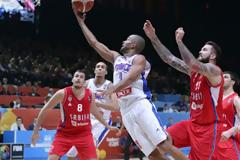 Η Γαλλία διέσυρε την Σερβία