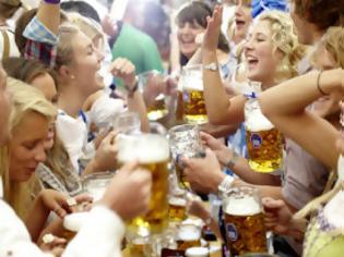 Φωτογραφία για Το Octoberfest ξαναχτυπά με 6 εκατομ. επισκέπτες