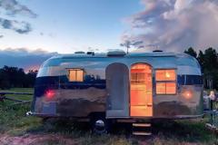 Το vintage τροχόσπιτο που είναι απλά εντυπωσιακό [photos]