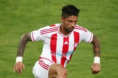 ΑΥΤΟΣ ΕΙΝΑΙ Ο ΠΑΙΚΤΗΣ ΤΟΥ ΘΡΥΛΟΥ ΜΕ ΤΙΣ ΠΕΡΙΣΣΟΤΕΡΕΣ... ΑΠΟΜΑΚΡΥΝΣΕΙΣ!