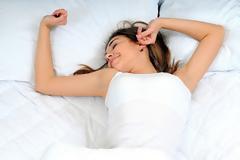 Πώς να κοιμάστε για να μην… πονάτε [photos]