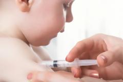 Ηλεία: Σημαντικές ελλείψεις σε παιδικά εμβόλια από τα ράφια των φαρμακείων