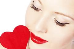 Χωρίσατε και τον θέλεις πίσω; Μάθε τι πρέπει να κάνεις με βάση το ζώδιό του