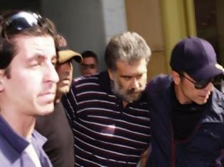Φωτογραφία για Επιστρέφει στη φυλακή ο Ελληνας Εσκομπάρ