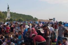 Χιλιάδες πρόσφυγες εγκλωβισμένοι και πάλι στη Λέσβο