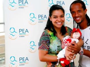 Φωτογραφία για ΣΤΑ... ΕΡΥΘΡΟΛΕΥΚΑ ΒΓΗΚΕ ΑΠΟ ΤΟ ΜΑΙΕΥΤΗΡΙΟ Η ΚΟΡΑΚΛΑ ΤΟΥ ΣΑΛΙΝΟ! (PHOTOS)