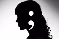 ΘΡΗΝΟΣ για 24χρονο μοντέλο - Κρεμάστηε για να μην παντρευτεί