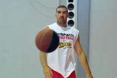 ΠΑΕΙ ΚΡΟΑΤΙΑ ΚΑΙ... ΜΕΝΕΙ ΣΤΟΝ ΟΛΥΜΠΙΑΚΟ;