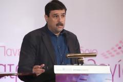 Ανδρέας Ξανθός: Η αριστερή ιδεολογία που θέλει να τιθασεύσει το Τρίτο Μνημόνιο για χάριν της υγείας