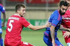 «ΑΠΟ ΕΚΕΙ ΚΑΙ ΠΕΡΑ ΟΛΑ ΣΤΡΑΒΩΣΑΝ...»