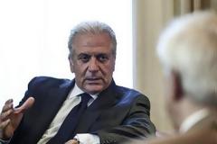 Αβραμόπουλος: Υπάρχει ανάγκη για μετεγκατάσταση 120.000 προσφύγων από Ελλάδα και Ιταλία