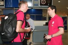 ΑΝΑΧΩΡΗΣΑΝ ΓΙΑ ΖΑΝΤΑΡ ΟΙ ΕΡΥΘΡΟΛΕΥΚΟΙ (PHOTOS)