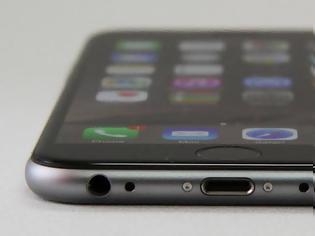 Φωτογραφία για Η Apple σχεδιάζει να αλλάξει το βύσμα των ακουστικών στο επόμενο iphone.