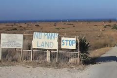 Ηρθησαν τα εμπόδια και ανοίγει το οδόφραγμα Δερύνειας