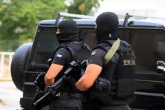 ΣΥΝΕΛΗΦΘΕΙ ΣΥΝΕΡΓΟΣ ΤΟΥ ΜΑΖΙΩΤΗ ΣΕ ΕΠΙΧΕΙΡΗΣΗ ΤΗΣ ΑΝΤΙΤΡΟΜΟΚΡΑΤΙΚΗΣ