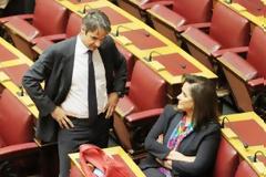 Κάνε αδερφή να δεις καλό... Η Ντ. Μπακογιάννη δεν στηρίζει Κυριάκο για την αρχηγία της ΝΔ;  Ποιον θέλει;