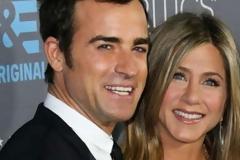 Ο Τζάστιν Θερού εξηγεί γιατί δεν έκαναν μόνοι μήνα του μέλιτος με την Άνιστον