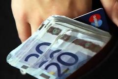 Ξεκινούν και οι κατασχέσεις από 1η Οκτωβρίου: Μισθών, συντάξεων και καταθέσεων