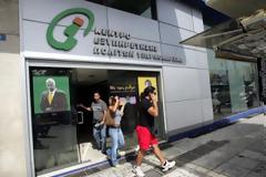 Χαμός στα ΚΕΠ για το επίδομα των 600 ευρώ