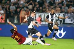 Στην επιφάνεια τα αμυντικά προβλήματα της ΑΕΚ