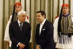 Ορκίστηκαν Μουζάλας, Μάρδας και Σγουρίδης