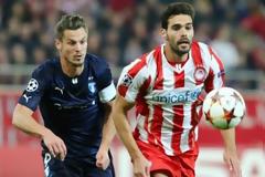 ΟΛΟΙ ΔΙΠΛΑ ΣΤΟΝ ΜΠΟΤΙΑ!