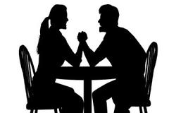 Απίστευτη ιστορία στην ελληνική showbiz: Χωρίζει ζευγάρι γιατί η πεθερά έμαθε ότι η νύφη είναι Αλβανίδα