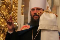 Αρχιερέας της Ουκρανικής Ορθόδοξης Εκκλησίας: την Ουκρανία θα σώσουν μόνο οι προσευχές και η μετάνοια