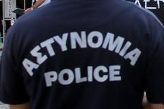 Σε διαθεσιμότητα αστυνομικός που έκλεβε ρεύμα και νερό