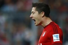 Φλερτάρει με Ρεάλ και Μπαρτσελόνα ο Λεβαντόφσκι