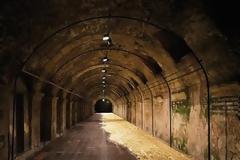 Δρώμενο για τη λήξη της έκθεσης της Άννης Καλτσίδου στη Ρωμαϊκή Αγορά της Θεσσαλονίκης