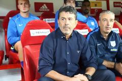 ΑΠΙΣΤΕΥΤΗ ΑΤΑΚΑ ΠΕΤΡΑΚΗ ΚΑΙ ΕΥΧΗ ΓΙΑ ΤΟΝ... ΘΡΥΛΟ!