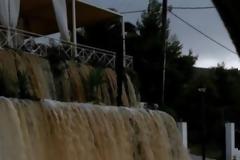 Αποστολή των ΕΔ στη δοκιμαζόμενη Κεφαλονιά