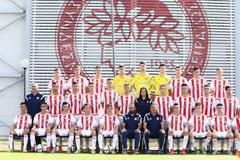 ΦΙΛΙΚΗ... ΗΤΤΑ ΓΙΑ ΤΗΝ Κ17 ΤΟΥ ΘΡΥΛΟΥ