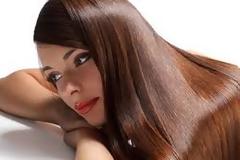 5 τιπ για λαμπερά μαλλιά χωρίς να δώσεις ούτε ευρώ