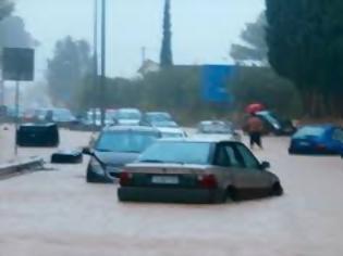 Φωτογραφία για Προσωπικό και μέσα των Ενόπλων Δυνάμεων στην πληγείσα Κεφαλονιά