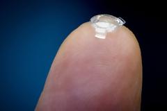 Eνδοφακός υπόσχεται τέλεια όραση στον καθένα με επέμβαση 8 λεπτών