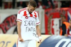 ΑΠΙΣΤΕΥΤΟ ΤΟ ΜΗΝΥΜΑ ΤΟΥ ΚΑΡΑΠΑΠΑ ΓΙΑ ΤΟΝ... ΦΟΡΤΟΥΝΗ!