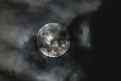 ΦΩΤΟΓΡΑΦΙΕΣ από την Υπερπανσέληνο στον Αττικό ουρανό