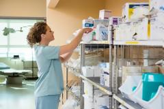 «Δάνεια» γιατρών και υλικών ανάμεσα στα νοσοκομεία λόγω ελλείψεων