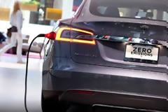 ΣΚΑΝΔΑΛΟ χωρίς τέλος: Το 90% των αυτοκινήτων ντίζελ υπερβαίνει τα όρια ρύπανσης