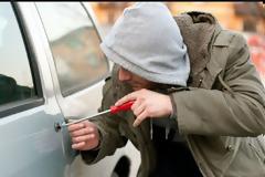 Συνελήφθη 26χρονος για κλοπές από οχήματα στο Κορωπί