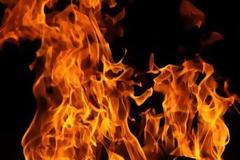 Αχαΐα: Της έβαλε φωτιά για να την κάψει αλλά τον συγχώρεσε και σήμερα έχουν δύο παιδιά!