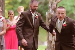 Δάκρυσαν όλοι! Πατέρας νύφης σταματά το γάμο - O λόγος θα σας συγκλονίσει... [photos]